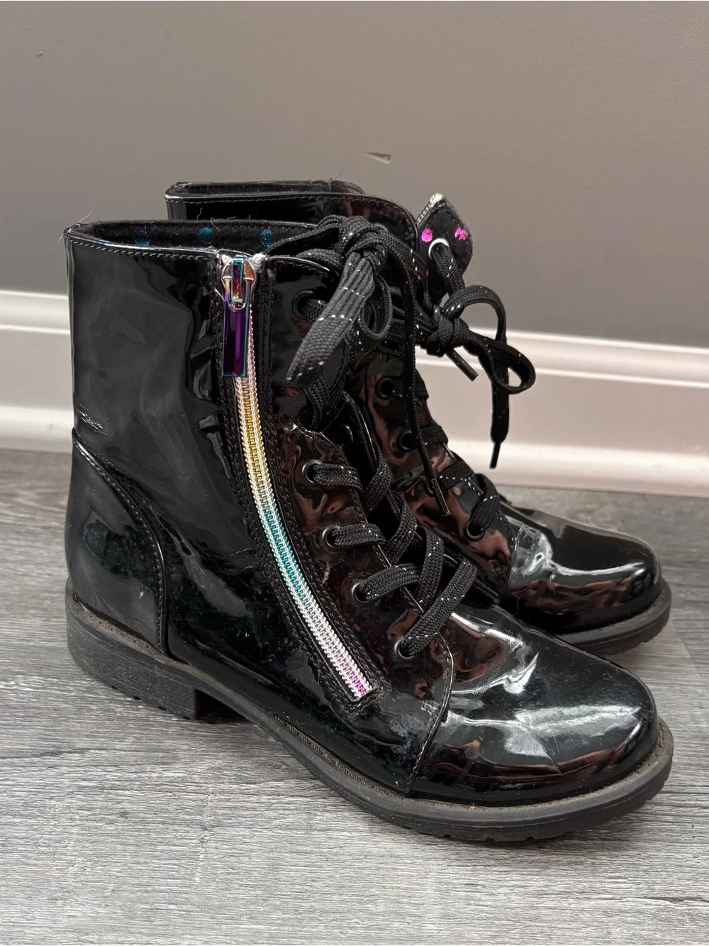JellyPop Kids Black Patent Lace-Up Boots. Girls size 3